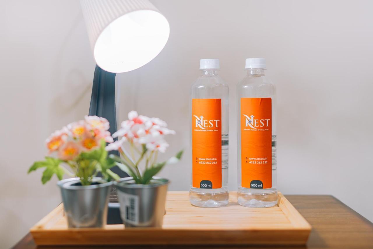 Voila At Nest Hotell Hyderabad Eksteriør bilde