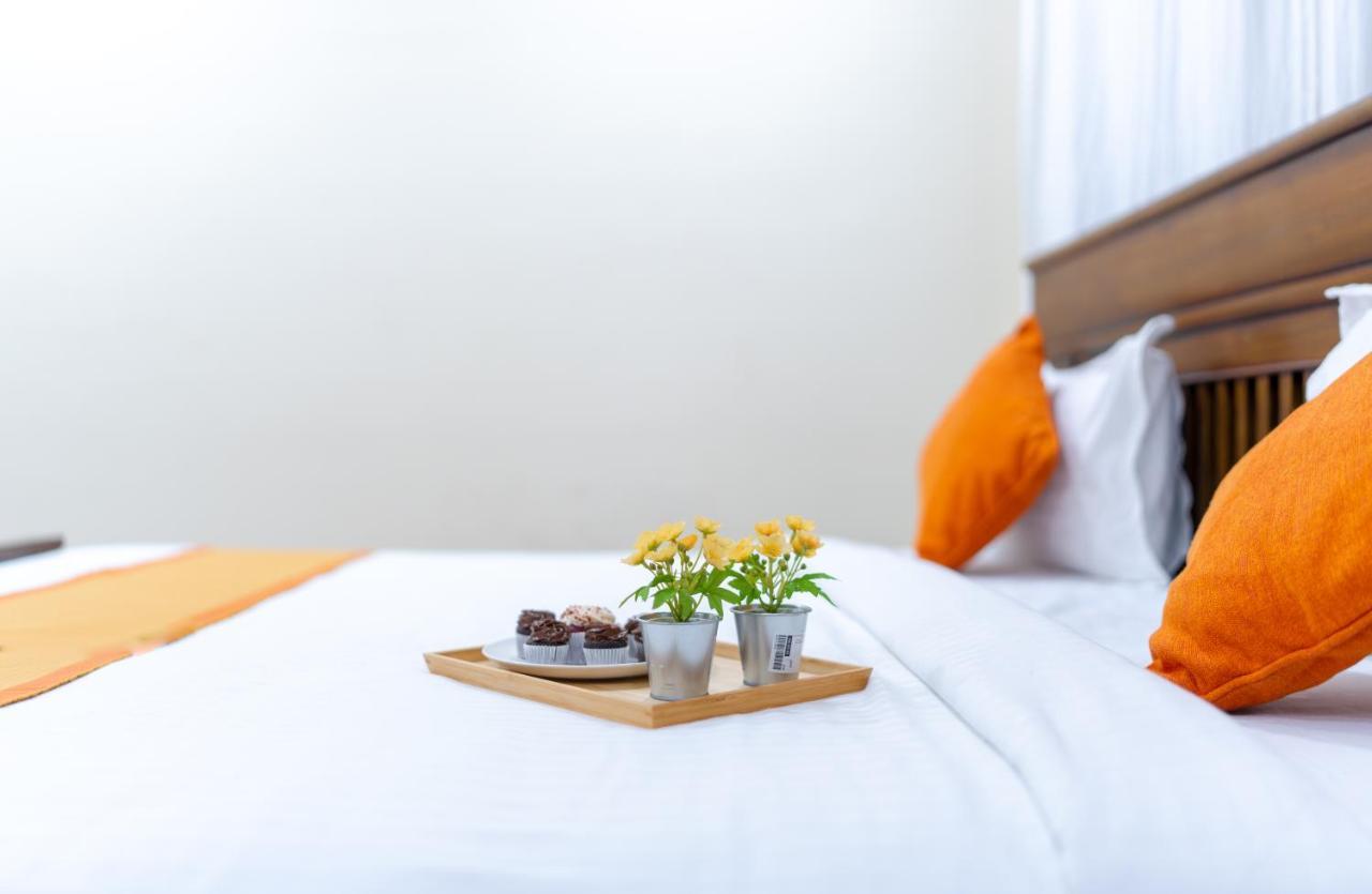 Voila At Nest Hotell Hyderabad Eksteriør bilde